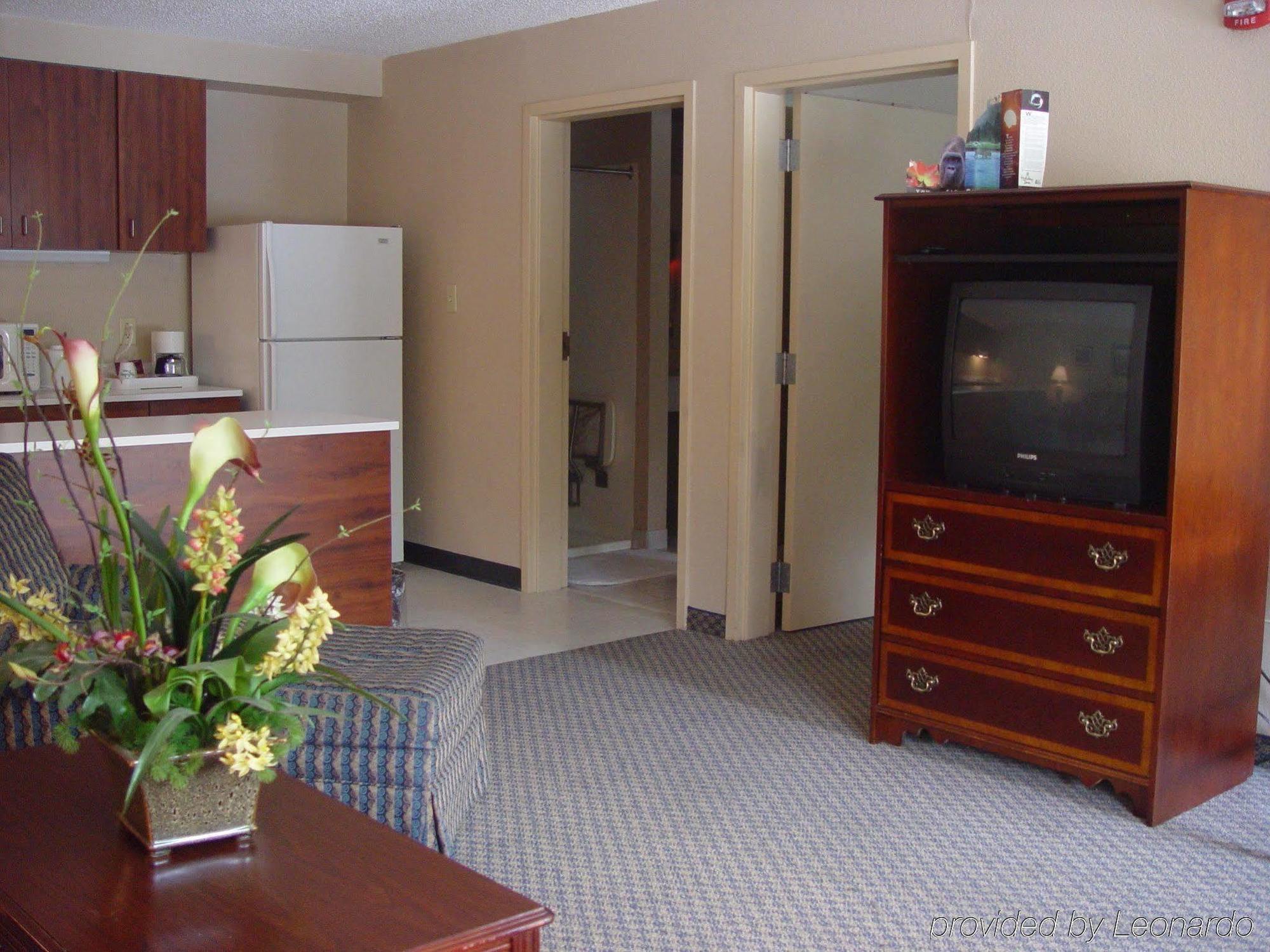 Mayfair Inn Williamston Zimmer foto